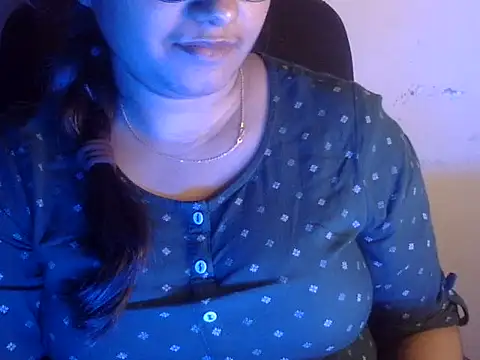 Snapshot of Aanya_Hazel chatting on September 27, 4:46 pm Aanya Hazel online show from September 27, 4:46 pm