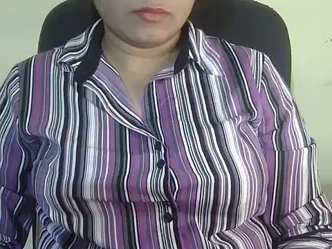 Snapshot of Aanya_Hazel chatting on November 1, 8:25 pm Aanya Hazel online show from November 1, 8:25 pm