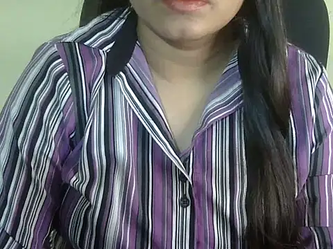 Snapshot of Aanya_Hazel chatting on October 5, 3:03 pm Aanya Hazel online show from October 5, 3:03 pm