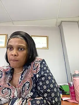 031bubbles online show from March 10, 11:58 am