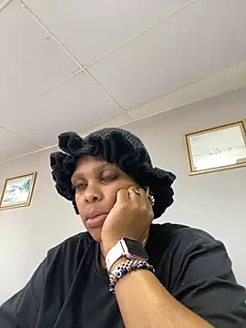 Snapshot of 031bubbles chatting on October 7, 7:53 am 031bubbles online show from October 7, 7:53 am