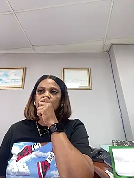 031bubbles online show from April 17, 11:57 am