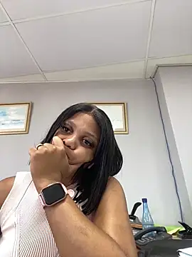 Snapshot of 031bubbles chatting on December 15, 8:09 am 031bubbles online show from December 15, 8:09 am