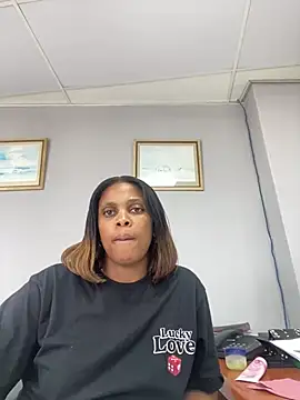 031bubbles online show from March 6, 8:20 am