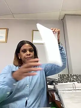 031bubbles online show from April 20, 11:57 am