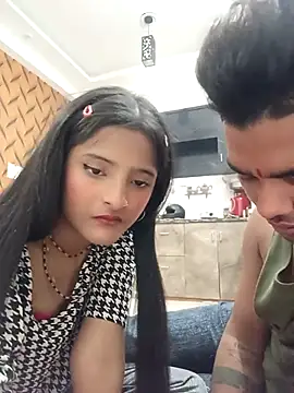 romantic couple1 online show from February 19, 1:57 am