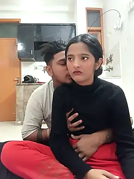 romantic couple1 online show from December 4, 12:20 am