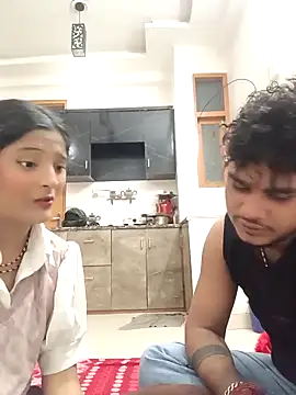 romantic couple1 online show from February 11, 12:21 am