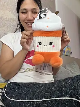 Snapshot of PrincessYYara chatting on October 19, 1:36 pm PrincessYYara online show from October 19, 1:36 pm
