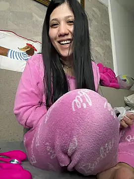 PrincessYYara online show from April 10, 8:05 pm