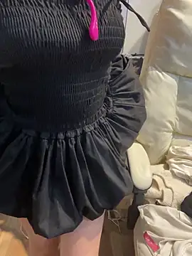 tran my online show from February 20, 6:19 am