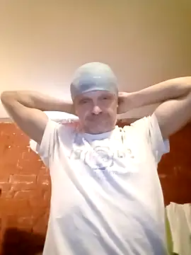 Snapshot of Kuba_Gd chatting on September 18, 1:47 pm Kuba Gd online show from September 18, 1:47 pm