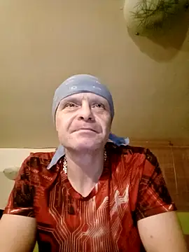 Snapshot of Kuba_Gd chatting on March 4, 11:43 pm Kuba Gd online show from March 4, 11:43 pm