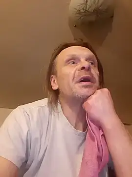 Snapshot of Kuba_Gd chatting on March 2, 9:08 pm Kuba Gd online show from March 2, 9:08 pm