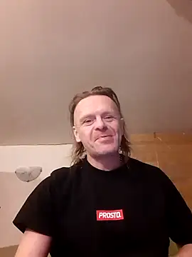 Snapshot of Kuba_Gd chatting on March 16, 12:34 am Kuba Gd online show from March 16, 12:34 am