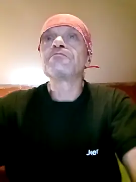 Snapshot of Kuba_Gd chatting on October 22, 12:48 pm Kuba Gd online show from October 22, 12:48 pm