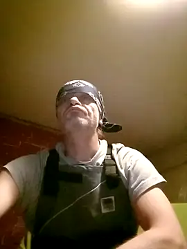 Snapshot of Kuba_Gd chatting on December 14, 4:18 am Kuba Gd online show from December 14, 4:18 am