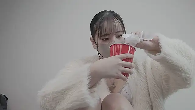 CocoaMilk18 online show from December 4, 12:48 pm