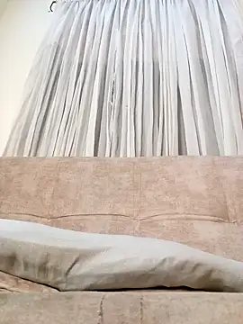 Marian Zeller online show from December 2, 9:11 am