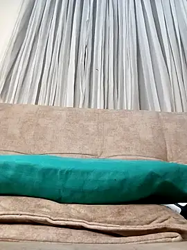 Marian Zeller online show from October 27, 9:21 am