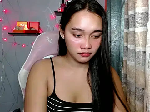 asian cumstarrhian online show from November 28, 11:49 pm