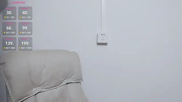 Snapshot of Zhenlihoney10 chatting on September 20, 11:48 am Zhenlihoney10 online show from September 20, 11:48 am