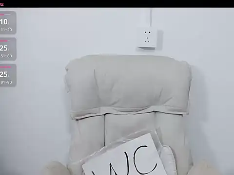 Snapshot of Zhenlihoney10 chatting on September 25, 2:12 pm Zhenlihoney10 online show from September 25, 2:12 pm