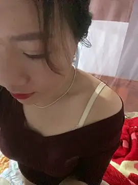 Pyy07 online show from November 11, 7:25 am