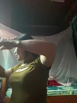 Snapshot of Pyy07 chatting on February 21, 9:55 am Pyy07 online show from February 21, 9:55 am