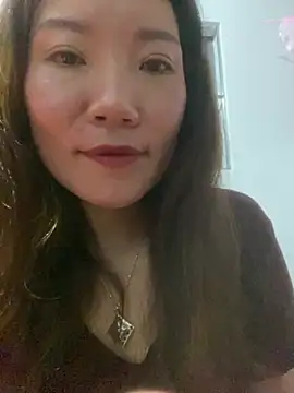 Snapshot of Pyy07 chatting on March 13, 2:11 pm Pyy07 online show from March 13, 2:11 pm