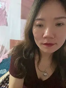 Snapshot of Pyy07 chatting on February 2, 7:51 am Pyy07 online show from February 2, 7:51 am