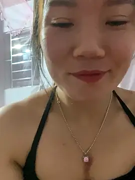 Pyy07 online show from November 21, 2:05 pm