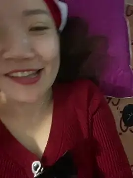 Snapshot of Pyy07 chatting on February 17, 4:54 am Pyy07 online show from February 17, 4:54 am