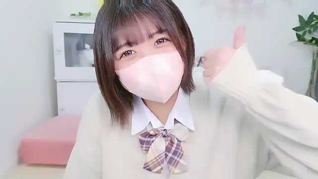 Snapshot of Hinata_Sun chatting on October 4, 10:50 am Hinata Sun online show from October 4, 10:50 am