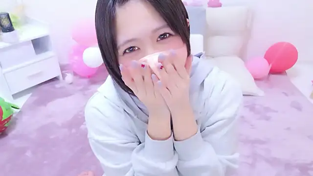 Hinata Sun online show from April 14, 7:52 pm