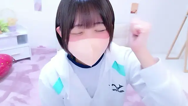 Hinata Sun online show from May 23, 11:09 am