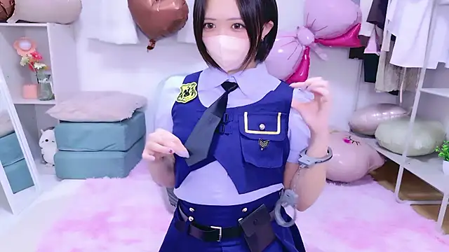 Hinata Sun online show from March 29, 9:44 am