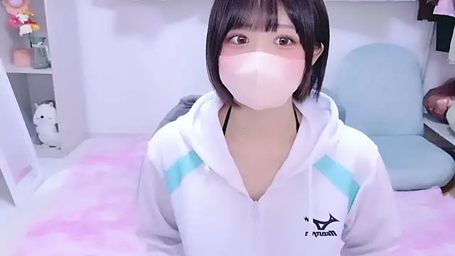 Hinata Sun online show from March 14, 5:30 pm