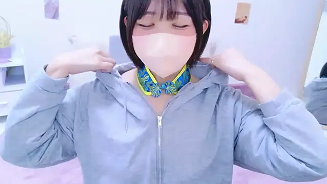 Hinata Sun online show from June 1, 11:43 am