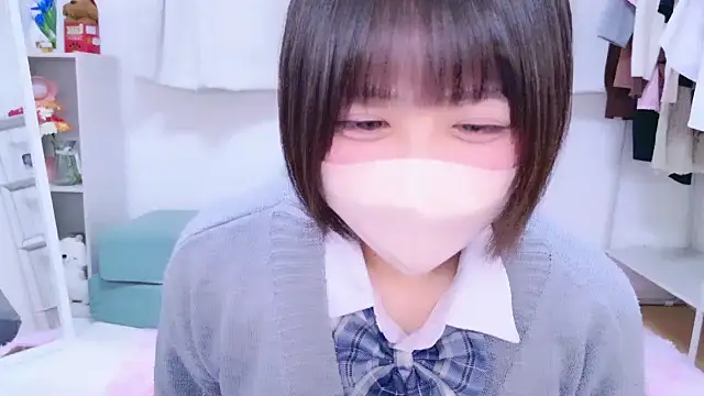 Hinata Sun online show from February 6, 11:06 am