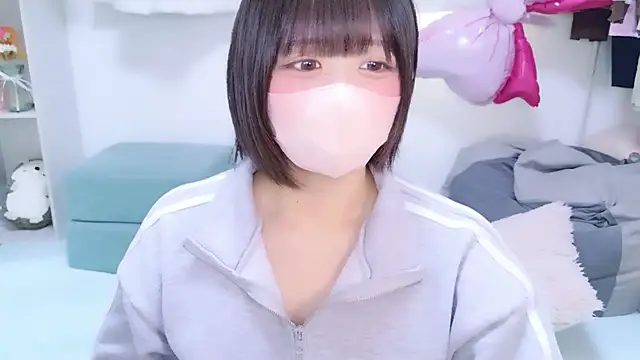 Hinata Sun online show from April 16, 11:07 pm