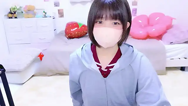 Hinata Sun online show from April 10, 11:50 am