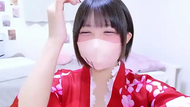 Hinata Sun online show from March 8, 1:25 pm