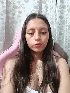 Snapshot of Lahila_ chatting on June 26, 3:40 pm Lahila online show from June 26, 3:40 pm