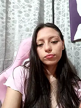 Snapshot of Lahila_ chatting on June 16, 3:56 pm Lahila online show from June 16, 3:56 pm