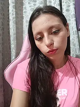 Snapshot of Lahila_ chatting on July 5, 3:52 pm Lahila online show from July 5, 3:52 pm