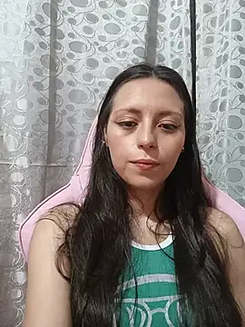 Snapshot of Lahila_ chatting on June 14, 3:13 pm Lahila online show from June 14, 3:13 pm