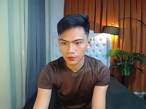 alex cummer online show from January 14, 3:32 am