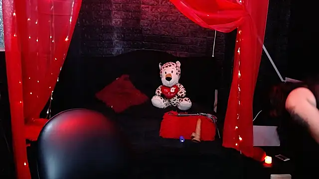 brenda smile33 online show from November 8, 1:25 pm