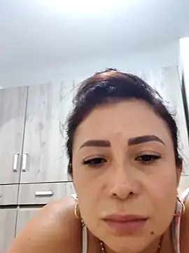 mia mancinii online show from April 14, 2:11 pm